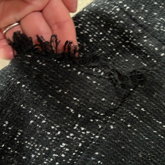 Loft Black Zip-Up Tweed Shift Skirt - Picture 3 of 9